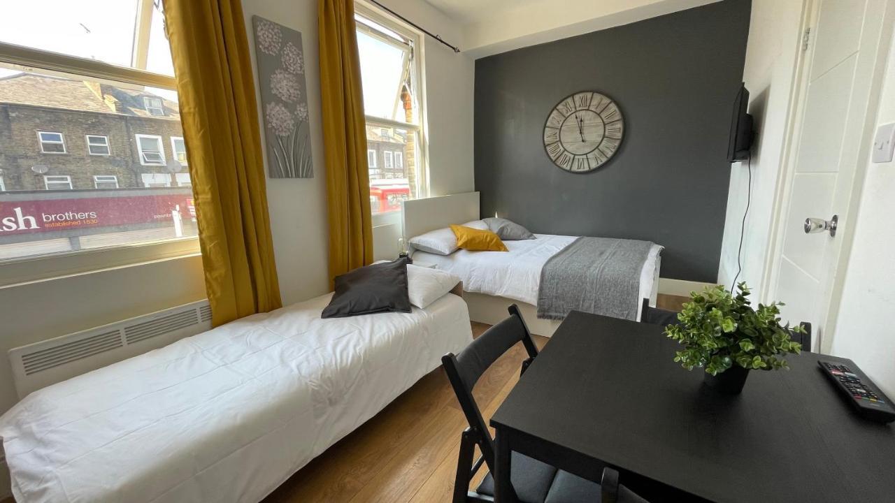 Lovely Studio Flat In The Heart Of Holloway. London Kültér fotó